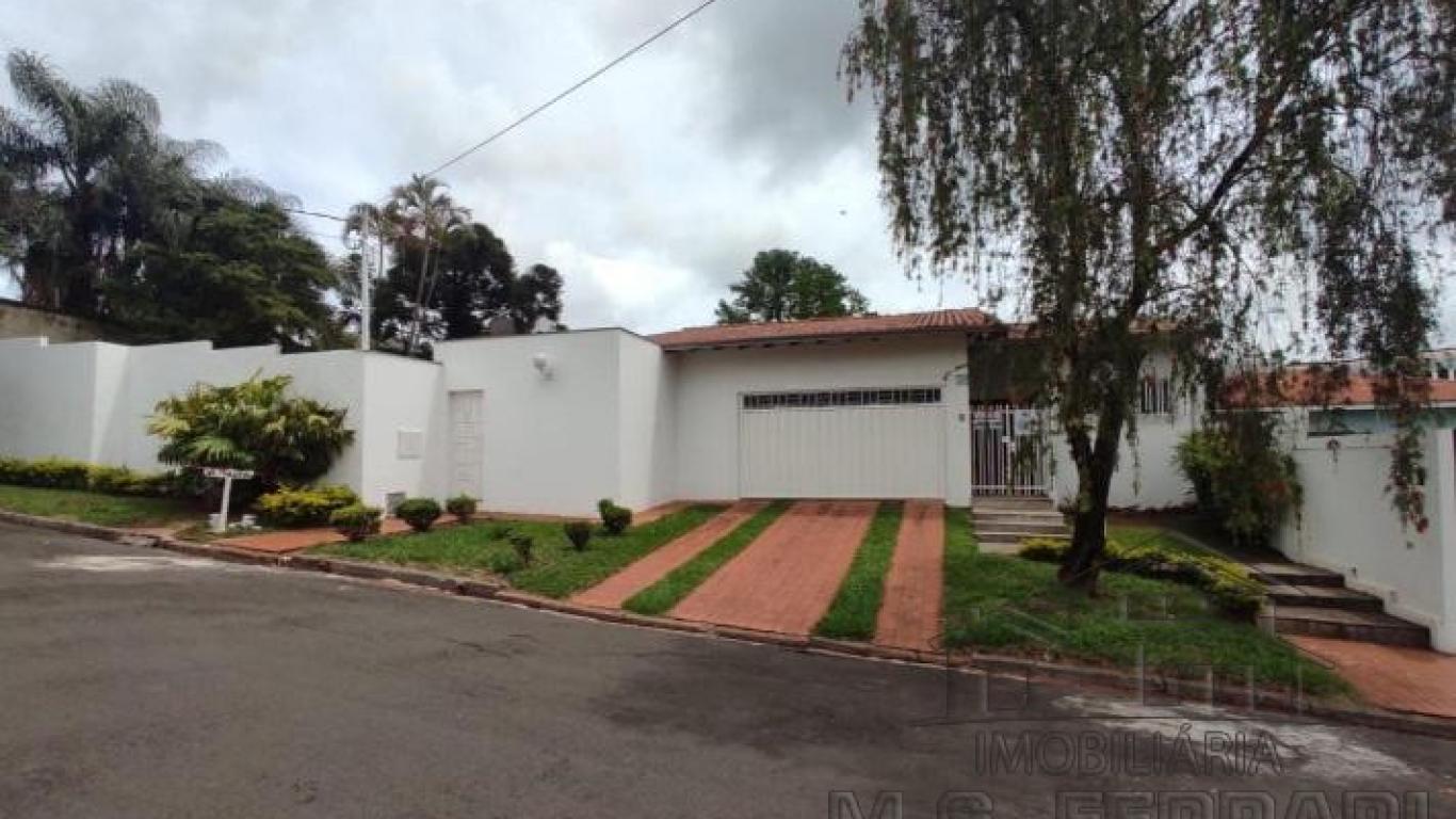 CASA NA Jardim Europa em Assis