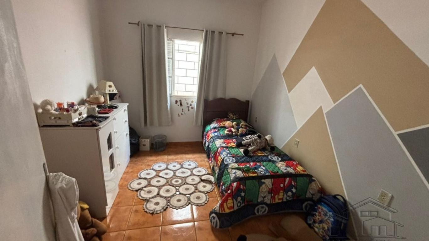 CASA NA Vila Ribeiro em Assis