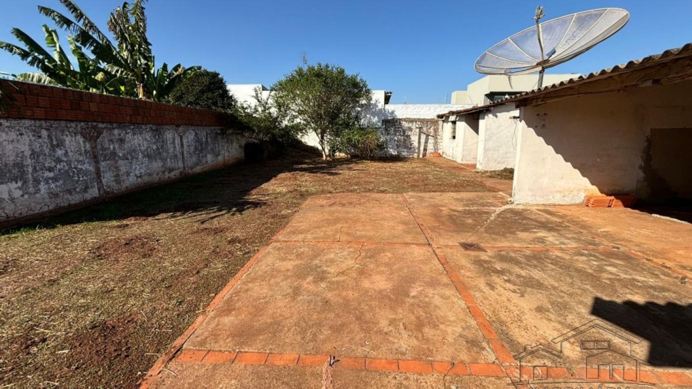 CASA NA Vila Clementina em Assis