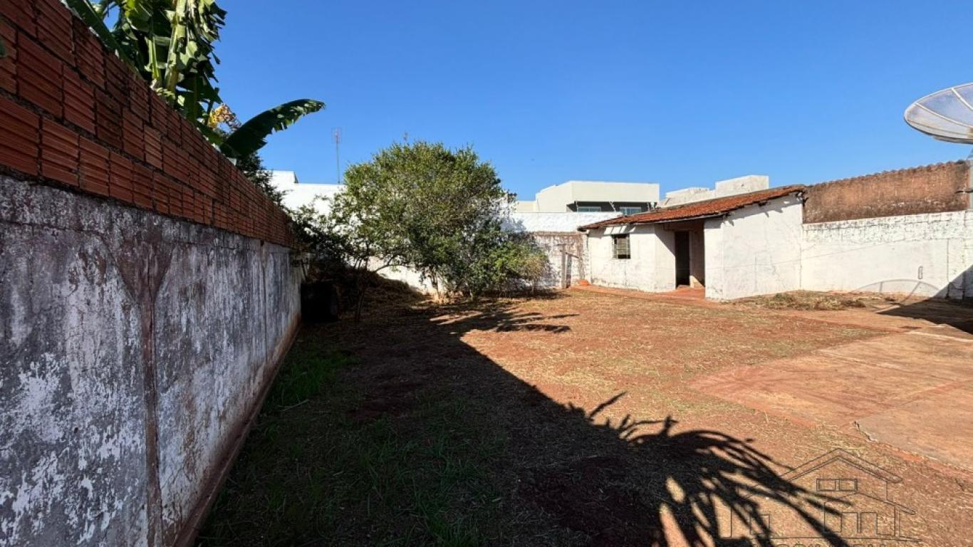 CASA NA Vila Clementina em Assis