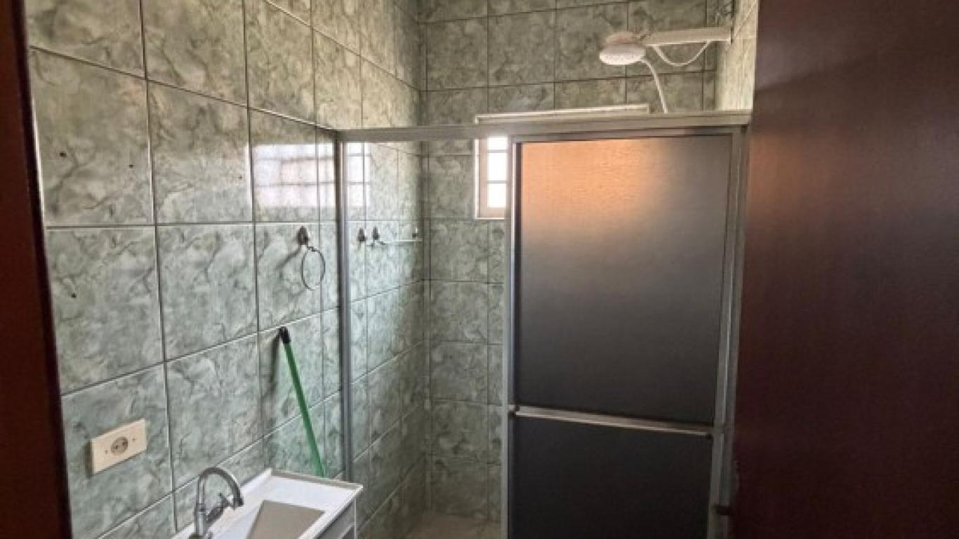 CASA NA Conjunto Habitacional Irmã Catarina em Assis