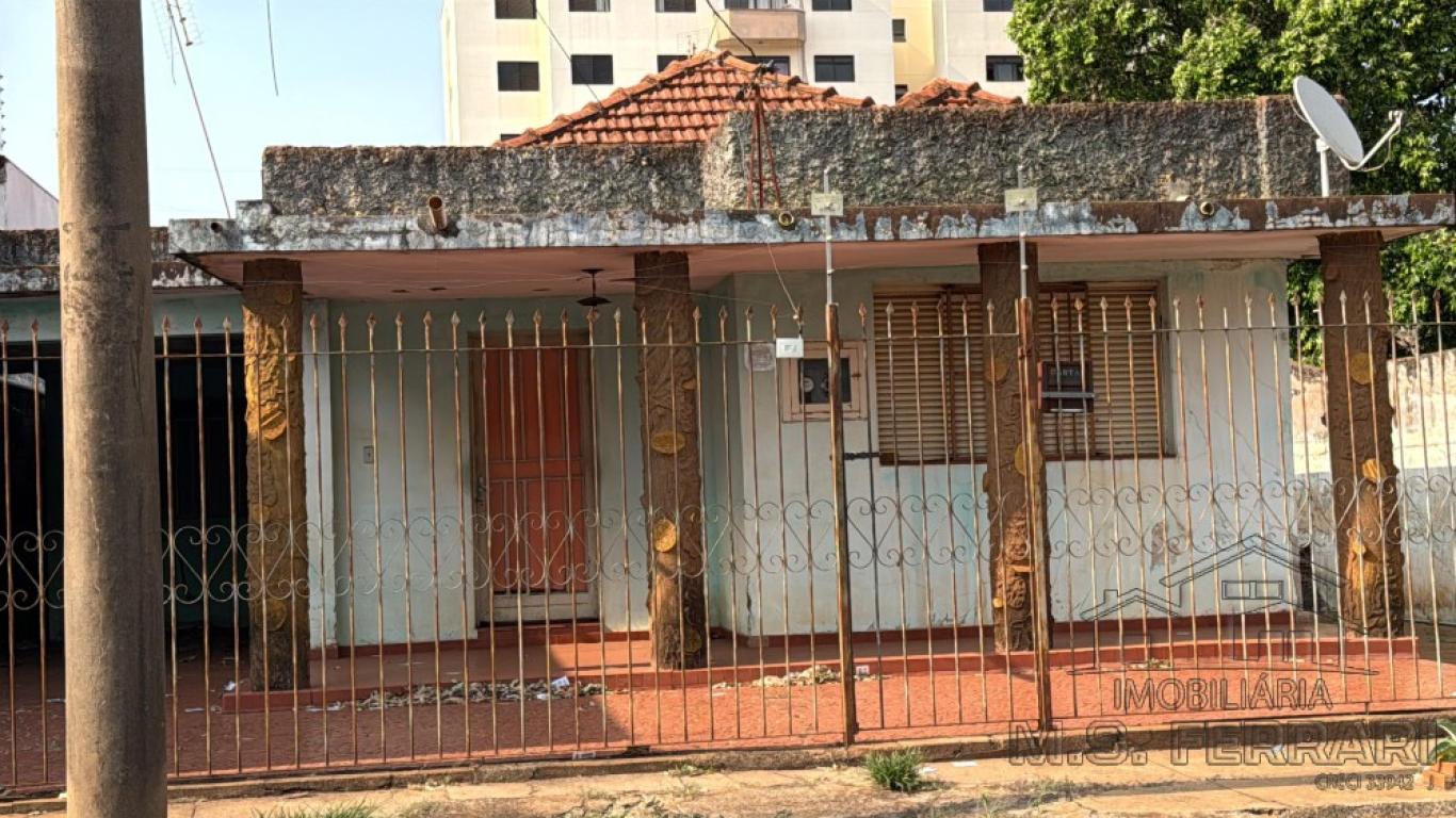 CASA NA Vila Xavier em Assis