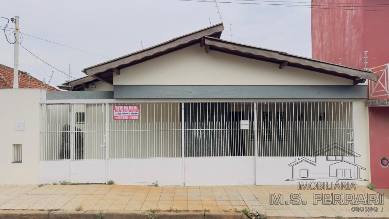 CASA NA Centro em Assis