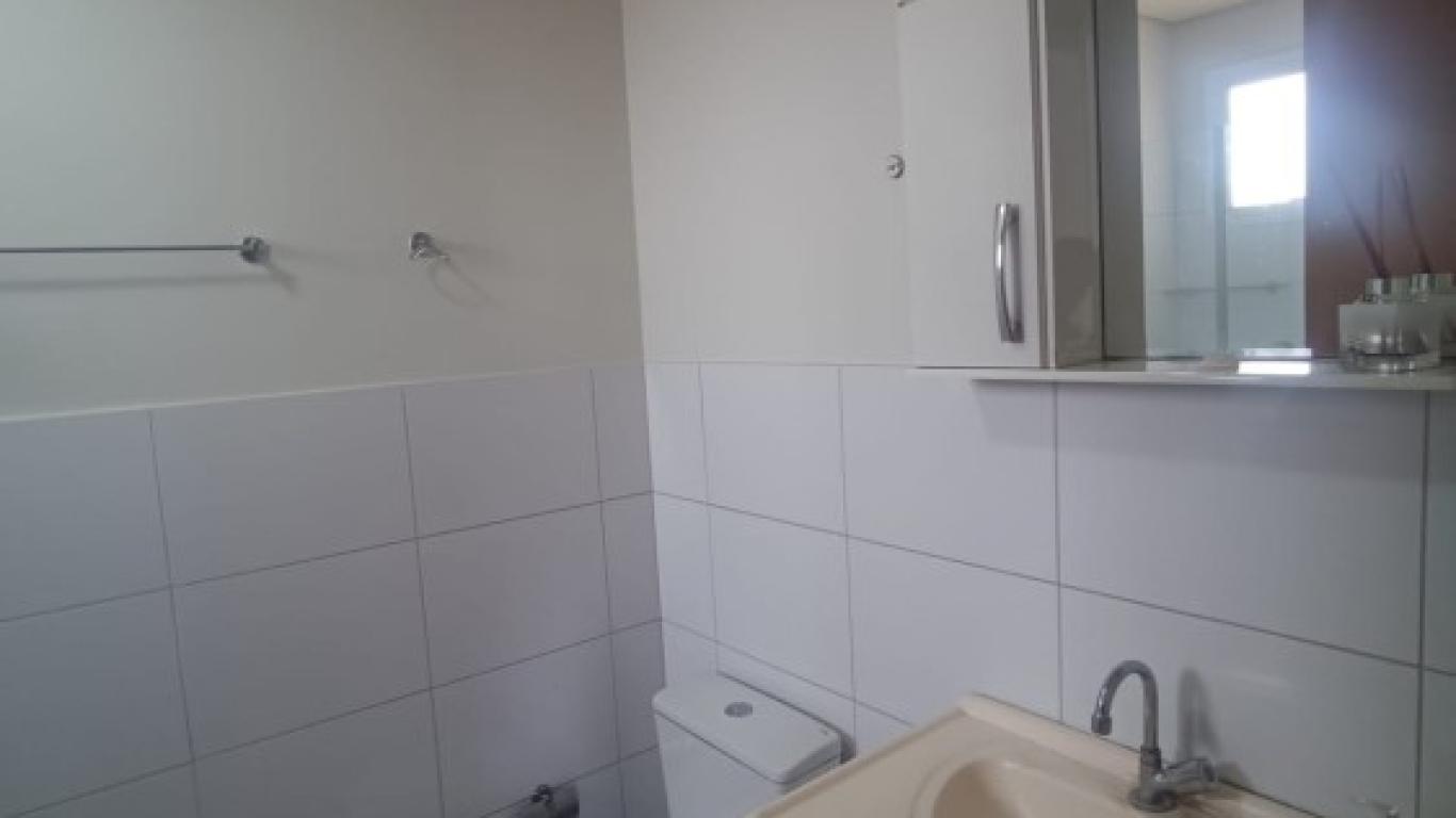 APARTAMENTO NA Conjunto Habitacional Irmã Catarina em Assis