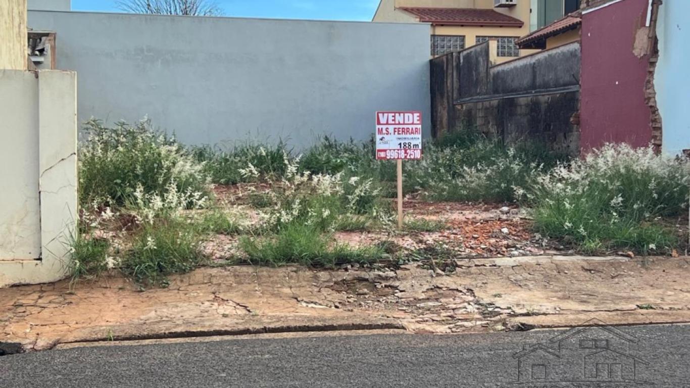 TERRENO NA Vila Ribeiro em Assis