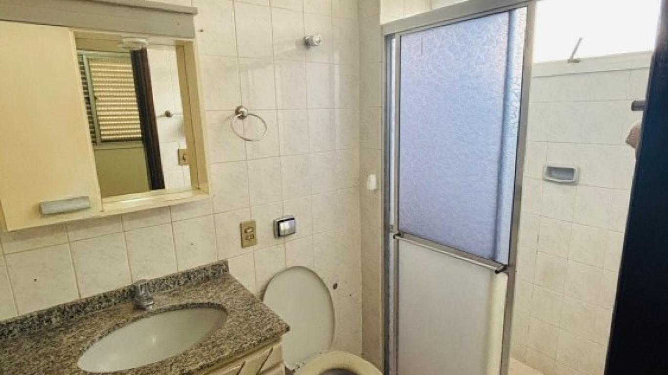 APARTAMENTO NA Centro em Assis