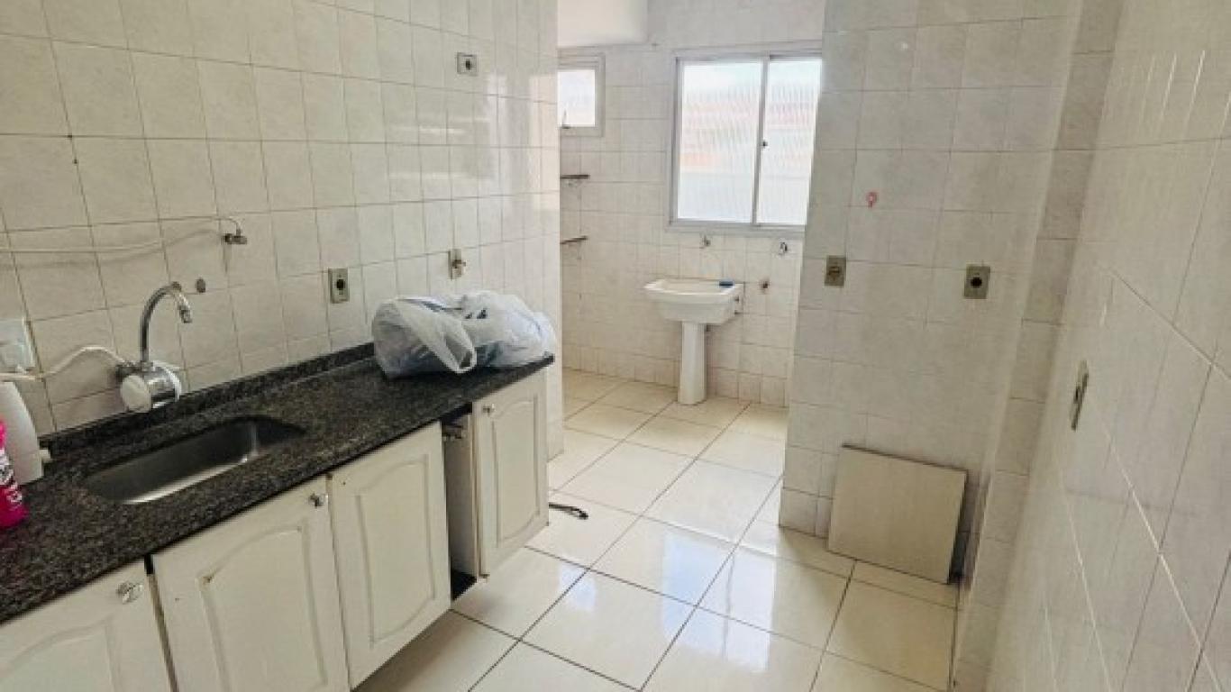 APARTAMENTO NA Centro em Assis