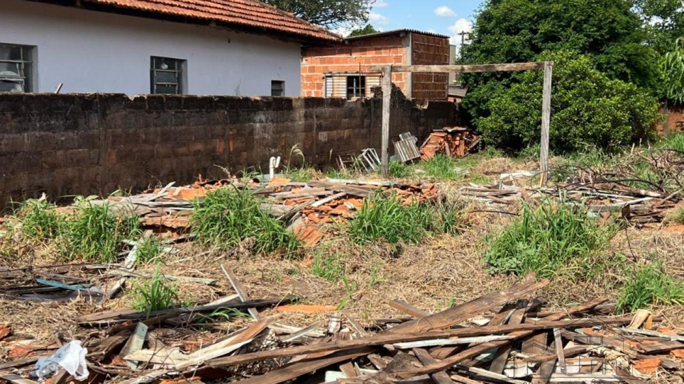 TERRENO NA VILA GLORIA em Assis